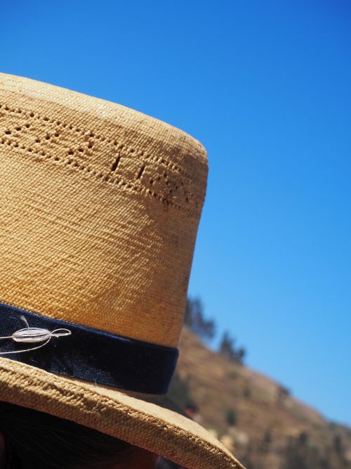 Sombrero de comunera de San Andres de Tupicocha, Huarochiri, Peru