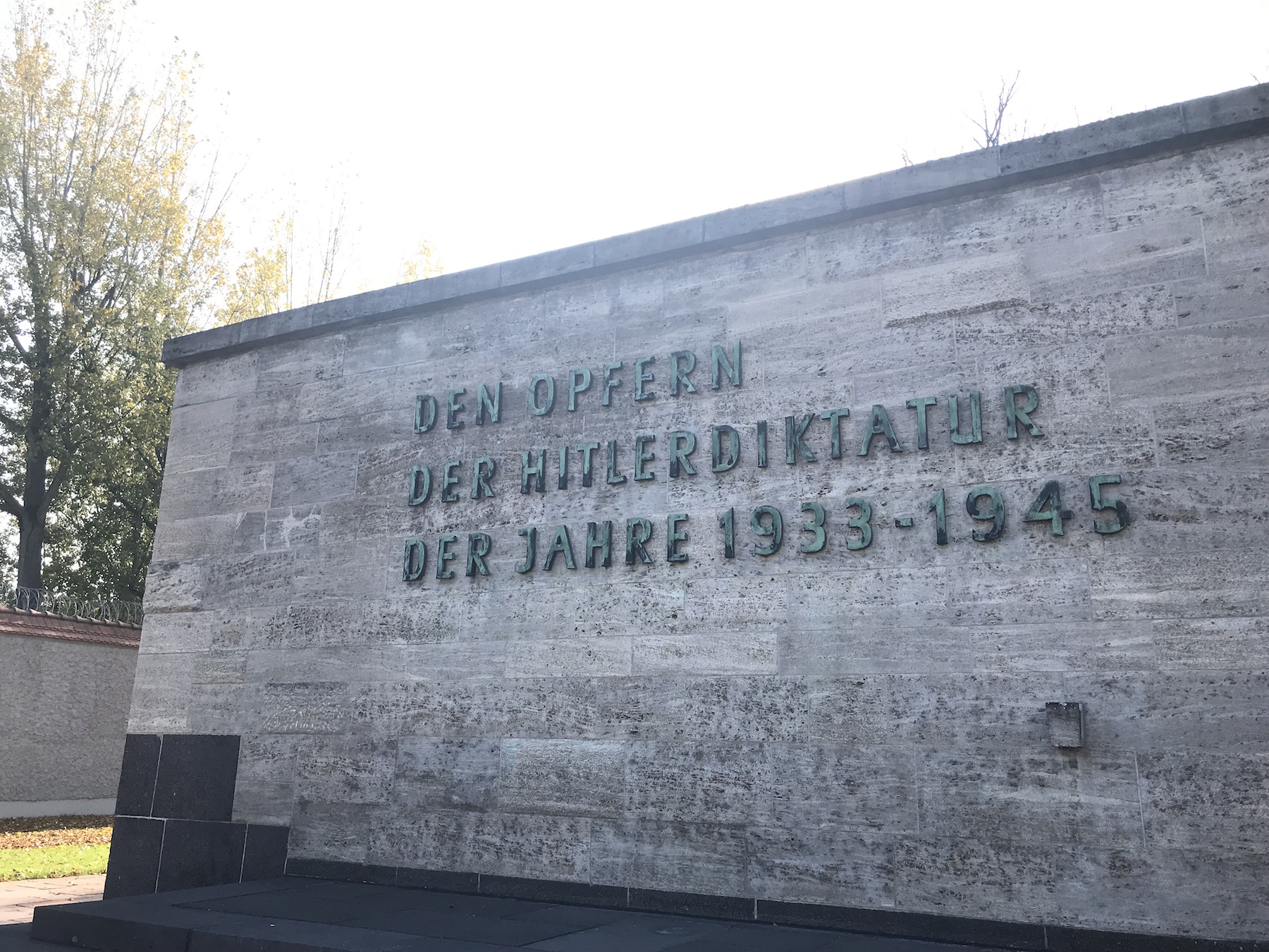 Plotzensee Commemorative wall