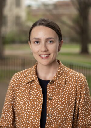 A headshot photo of Kirsty Clark.